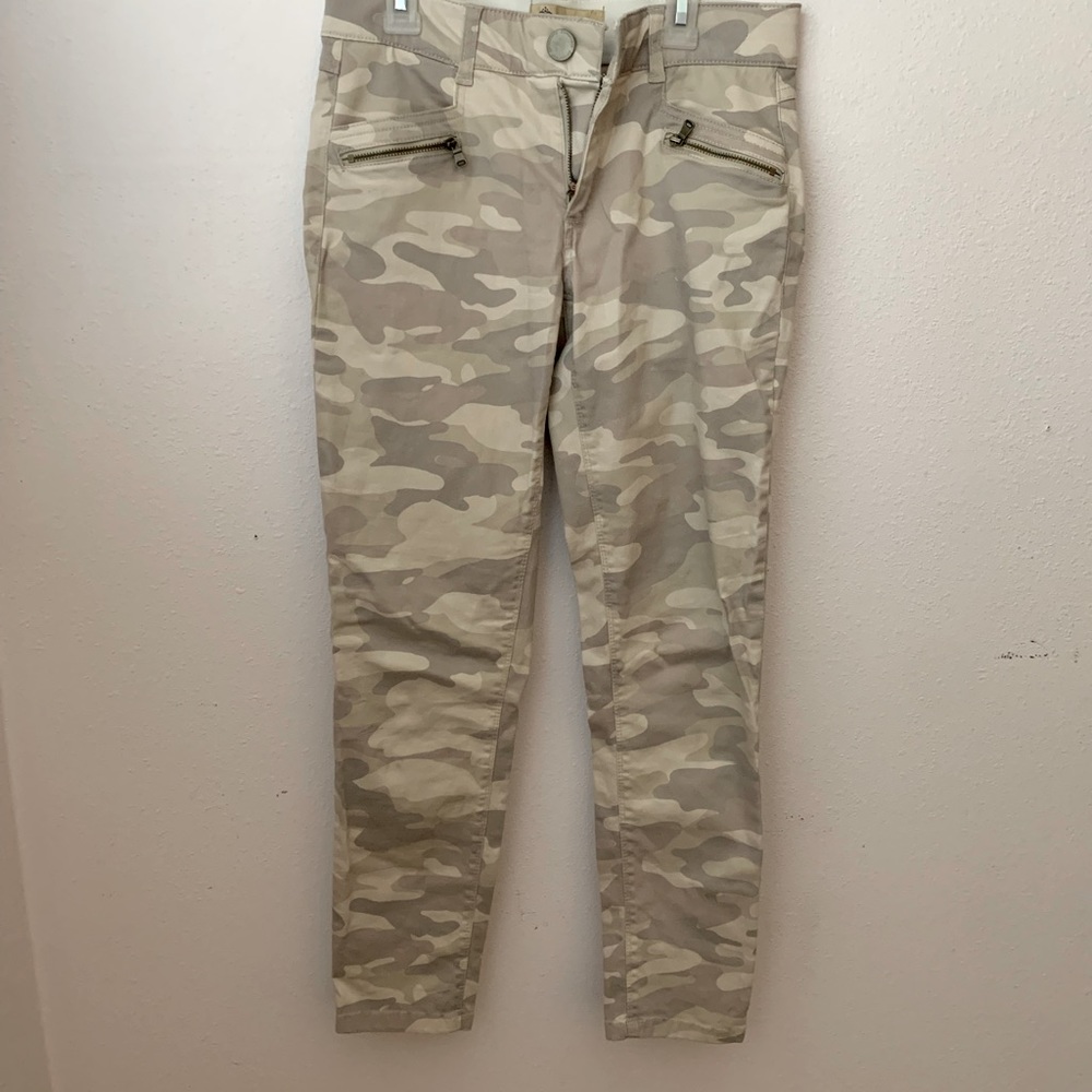 Democracy camo jeans
